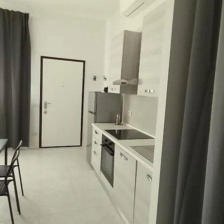 Apartment Monolocale Centrale *